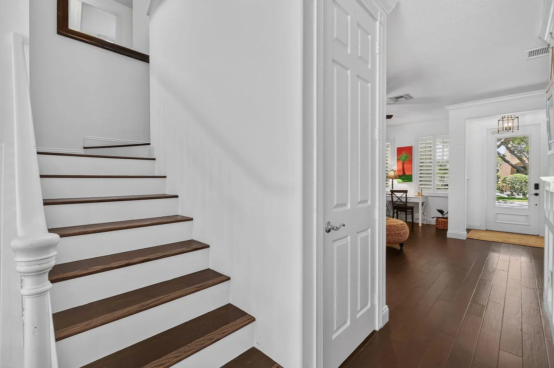 Photo of 350 Caravelle Drive