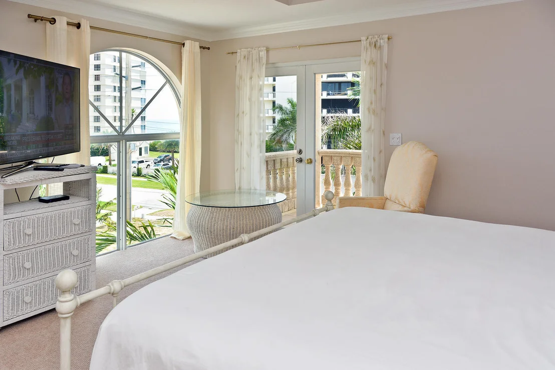 Photo of 761 Ocean Drive