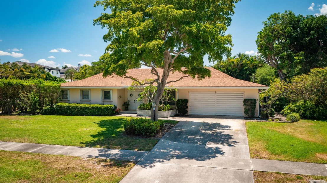 Photo of 100 Gulfstream Road