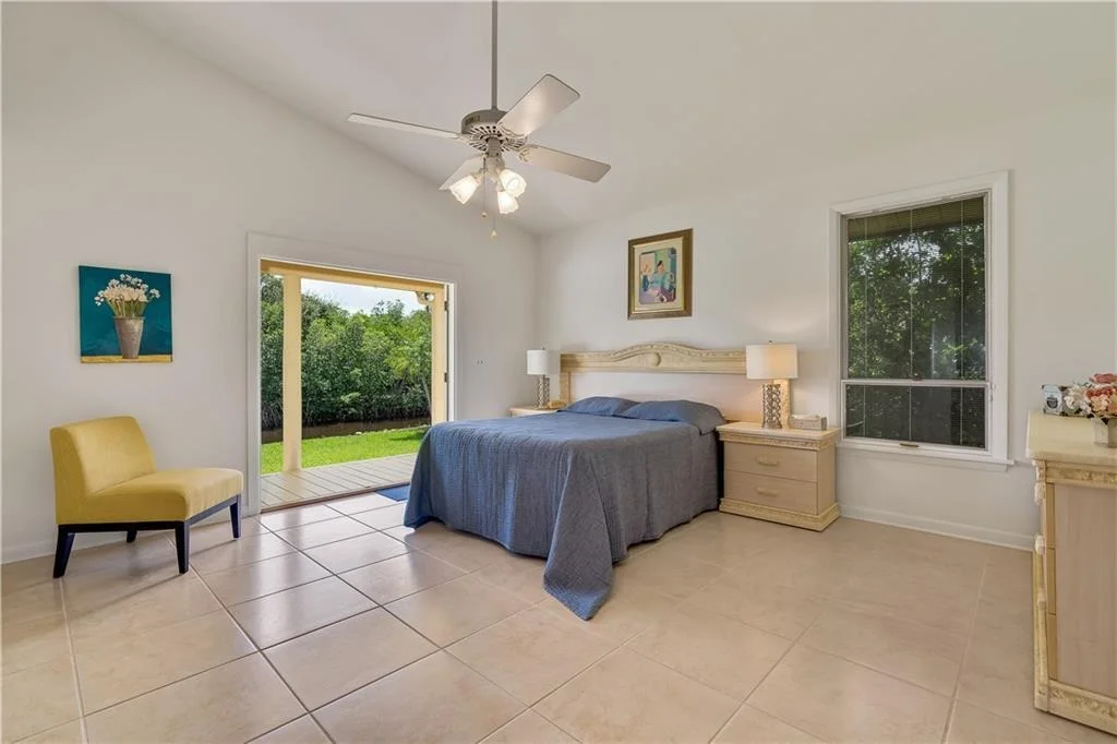 Photo of 451 12th Place SE