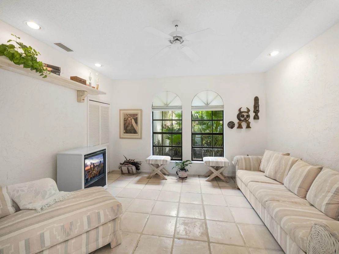 Photo of 10110 Canoe Brook Cir Circle