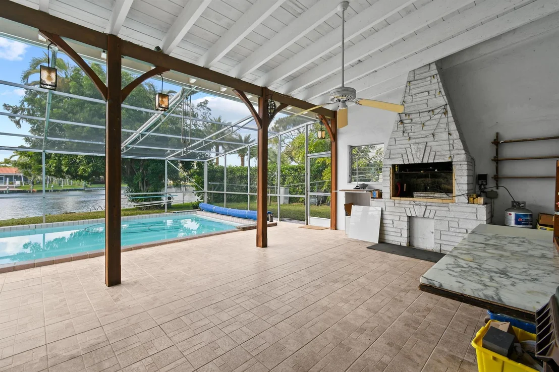 Photo of 7945 Pine Tree Lane
