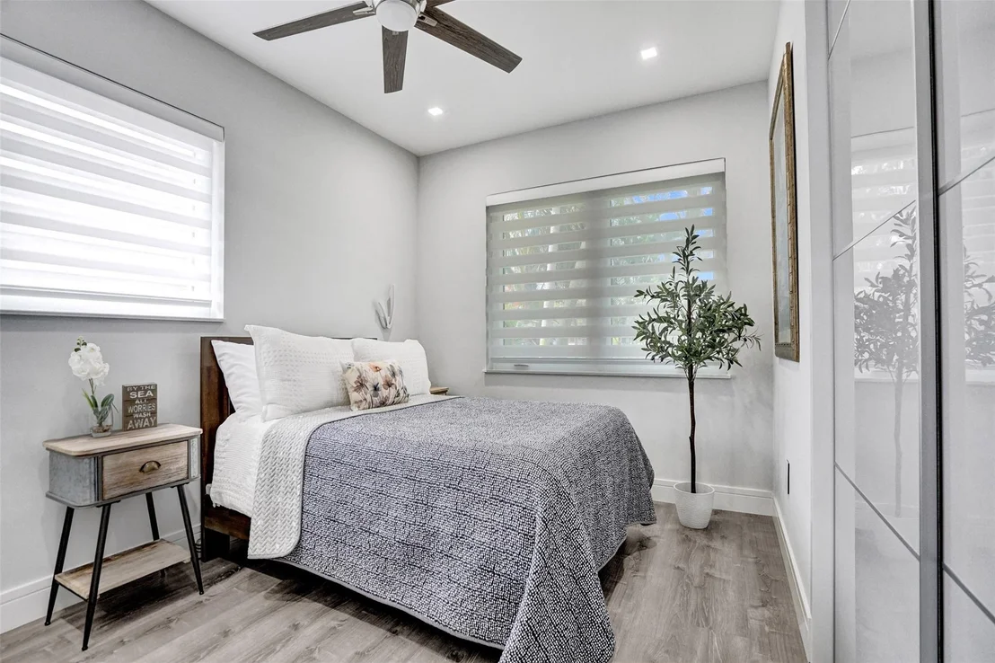 Photo of 131 SE 8th Street
