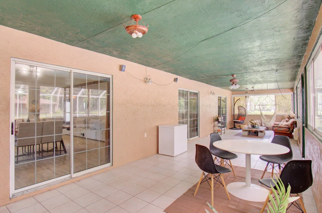 Photo of 4090 Mandarin Boulevard