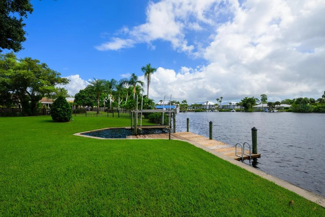 Photo of 1064 NW Spruce Ridge Drive