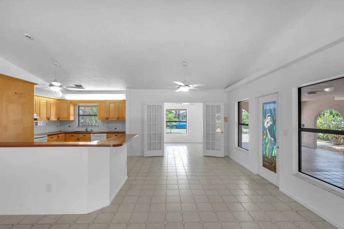 Photo of 1045 Coral Drive
