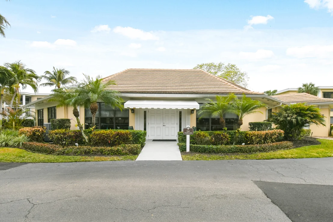 Photo of Unit 209A at 300 N Highway A1a