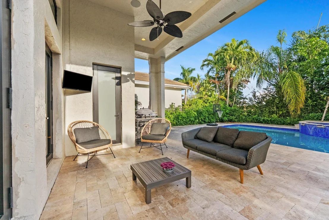 Photo of 7955 Mandarin Drive