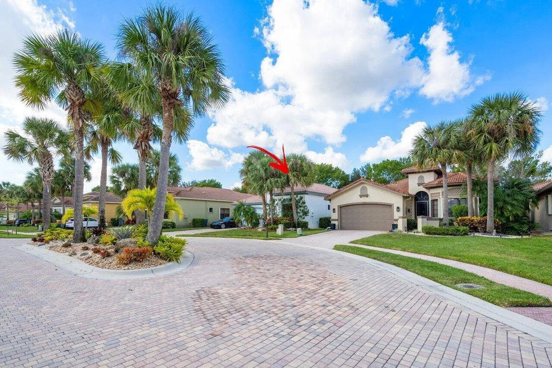 Photo of 9786 Isles Cay Drive