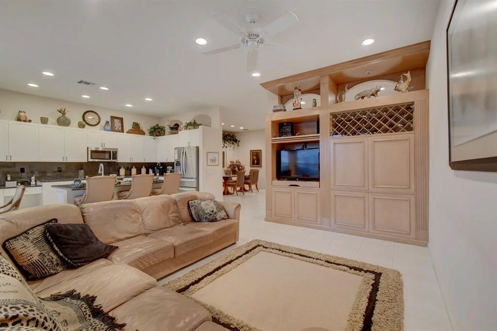 Photo of 7305 Kea Lani Drive