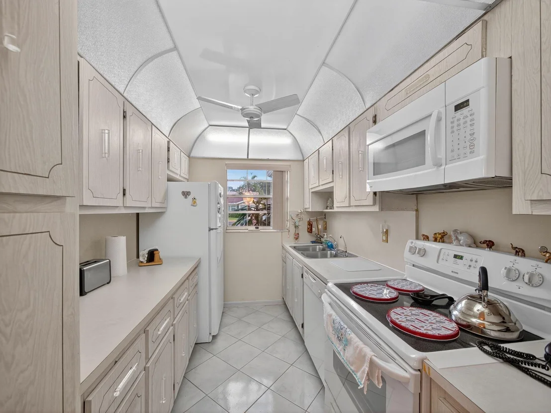 Photo of Unit B at 14270 Nesting Way