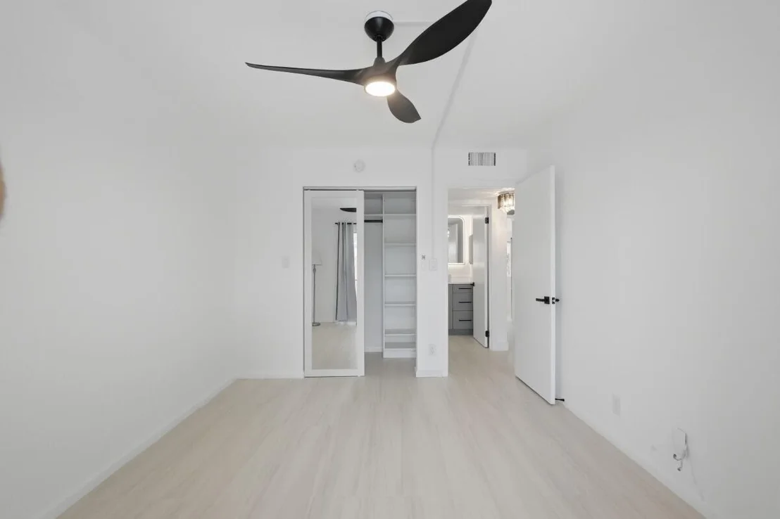 Photo of Unit B2 at 1805 Eleuthera Point