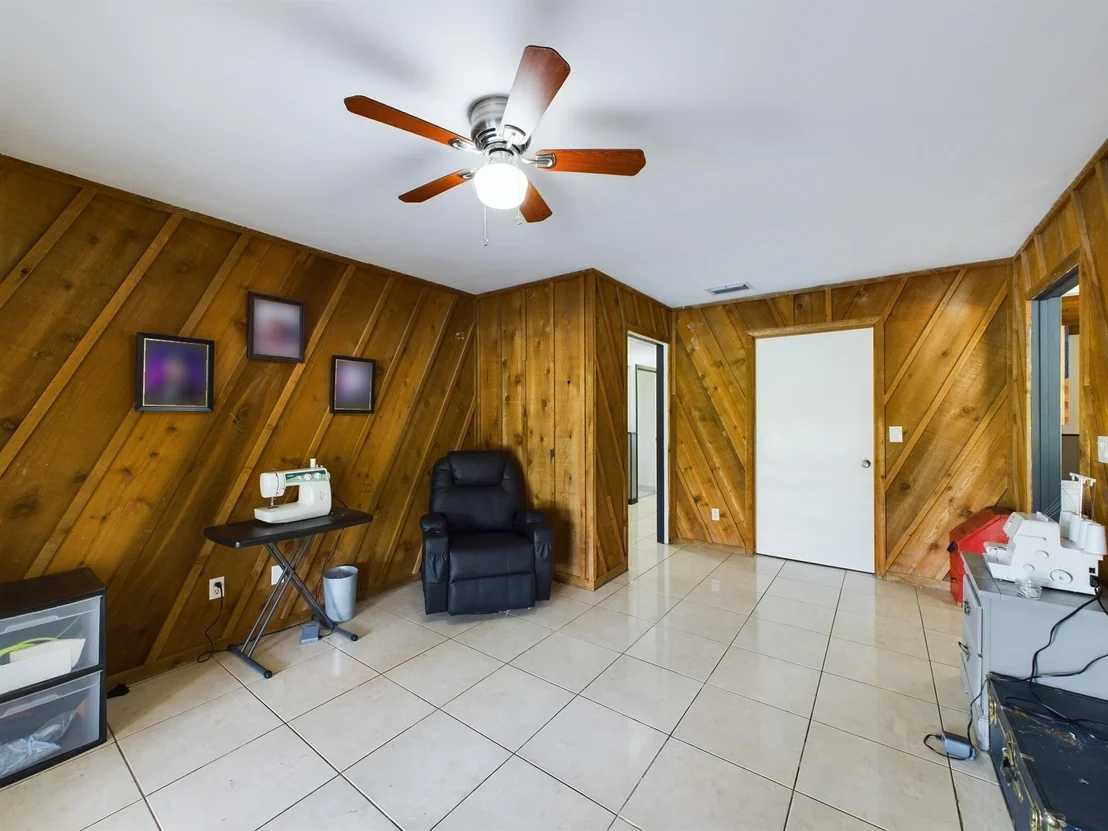 Photo of 2267 NE 54th Trail