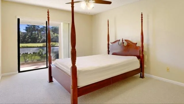 Photo of Unit D at 1001 Pinecrest Circle