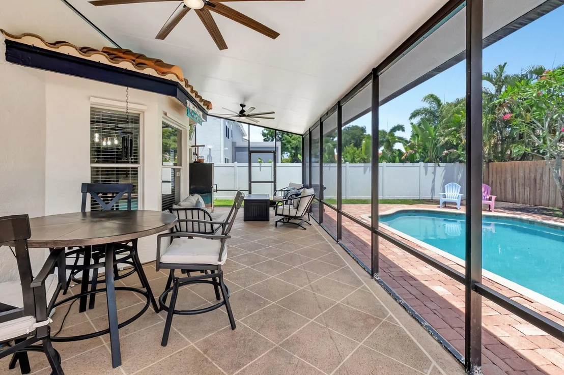 Photo of 8884 Spring Valley Drive