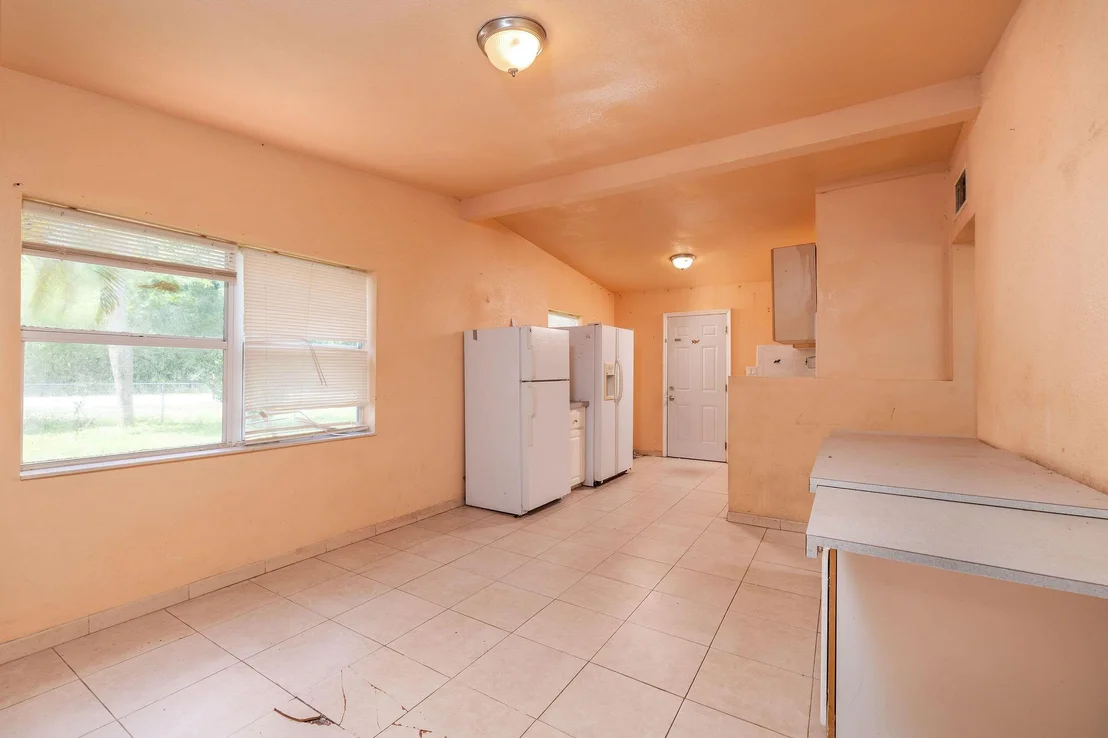 Photo of 3670 NW 27th Avenue
