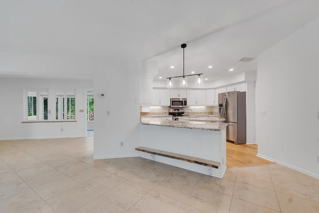 Photo of 320 W FOREST Trail