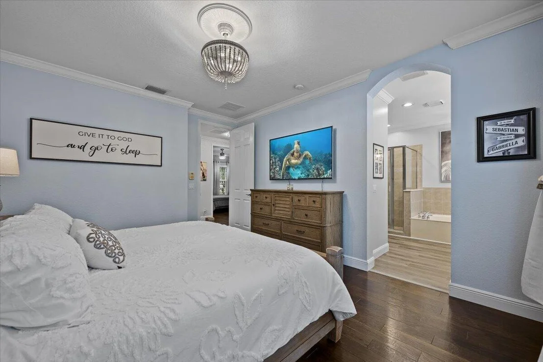 Photo of 627 Castle Drive
