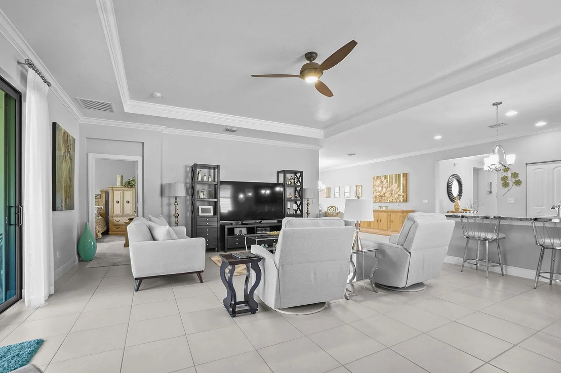 Photo of 5879 SE Entry Court