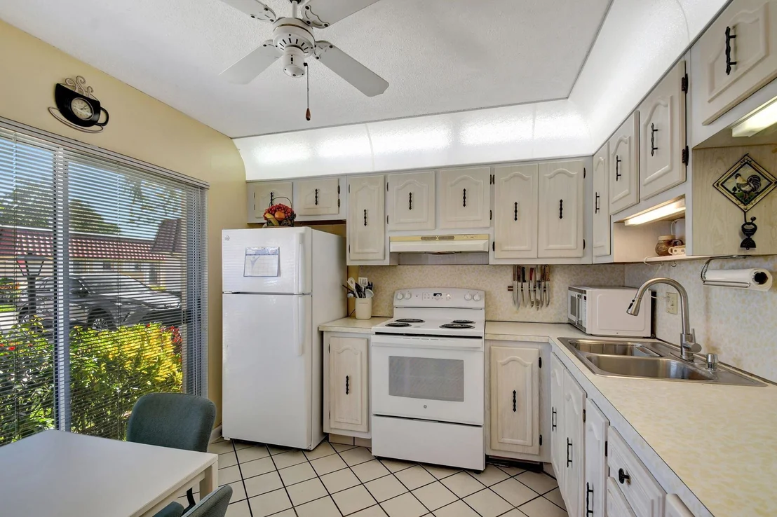 Photo of 273 Cape Cod Circle