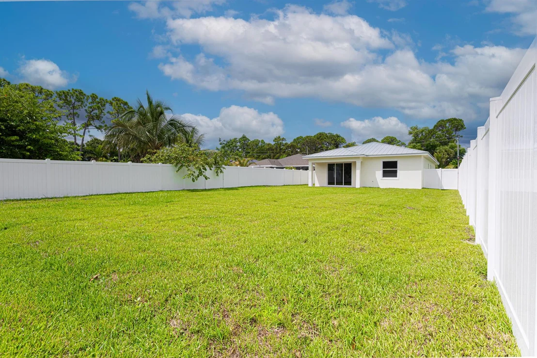 Photo of 18240 Limestone Creek Road