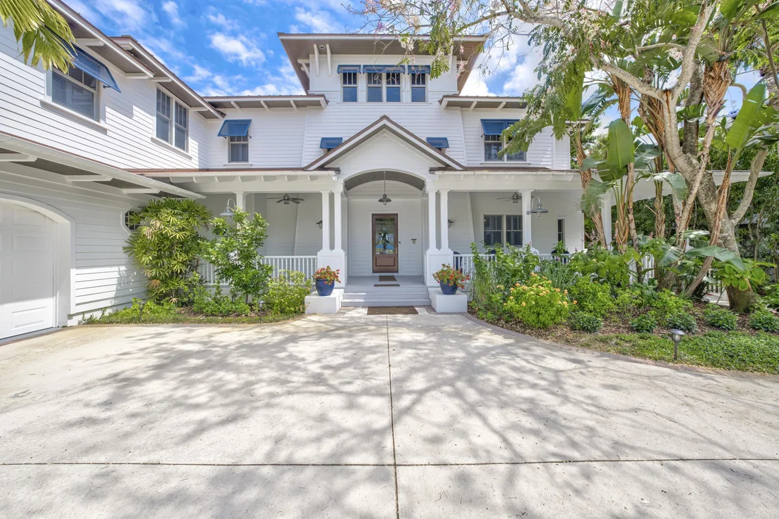 Photo of 5270 Pennock Point Road
