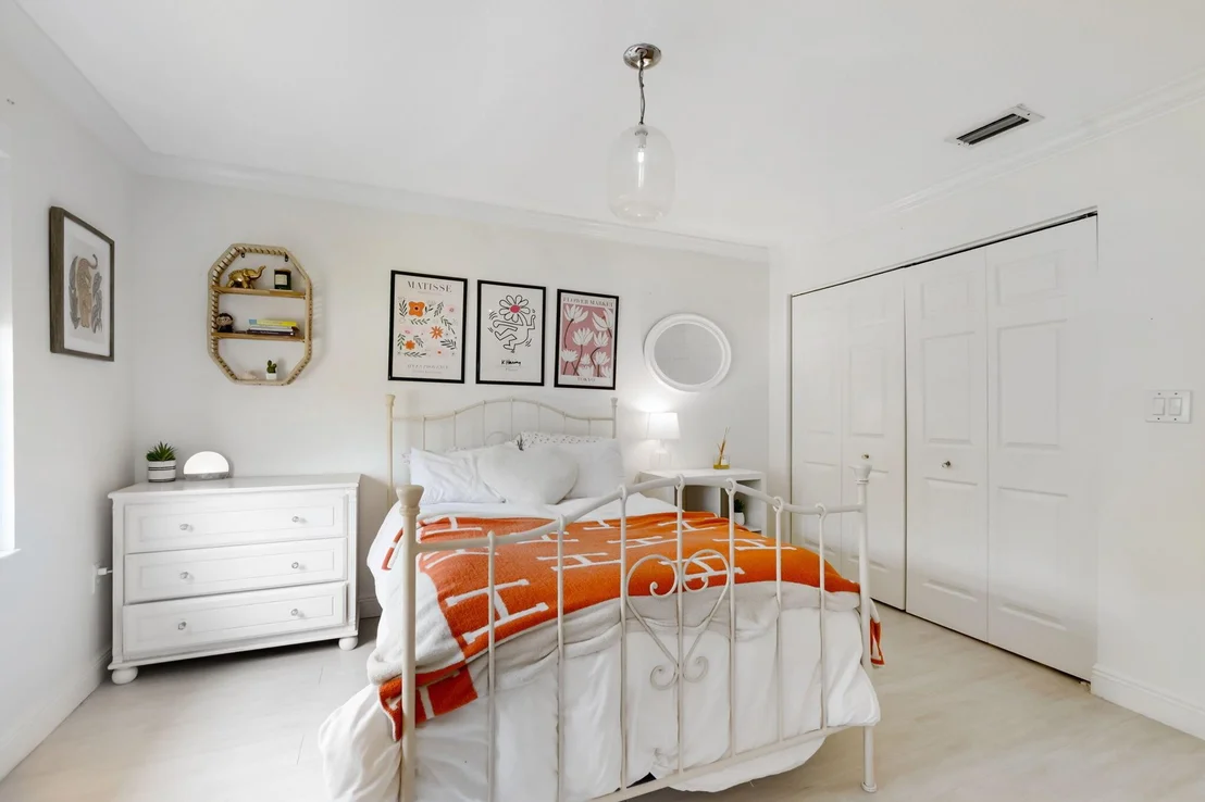 Photo of 19137 Skyridge Circle