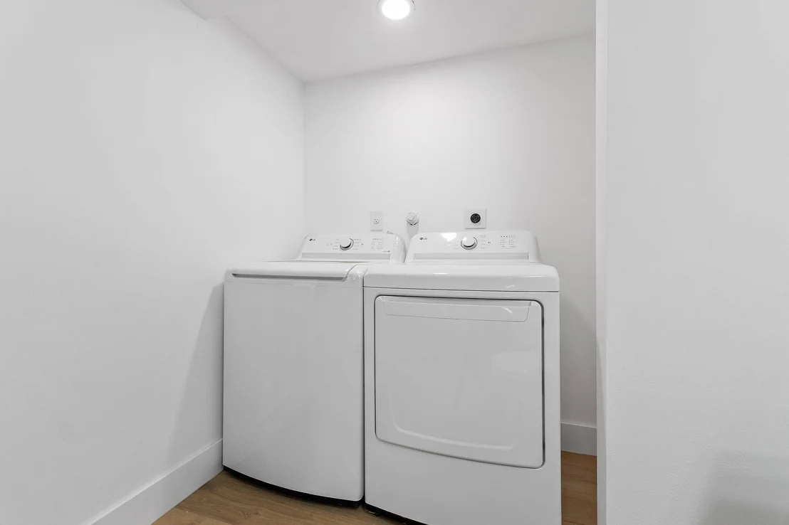 Photo of Unit 7C at 1420 Ocean Way