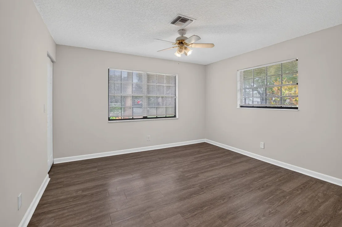 Photo of 4746 Canal Drive