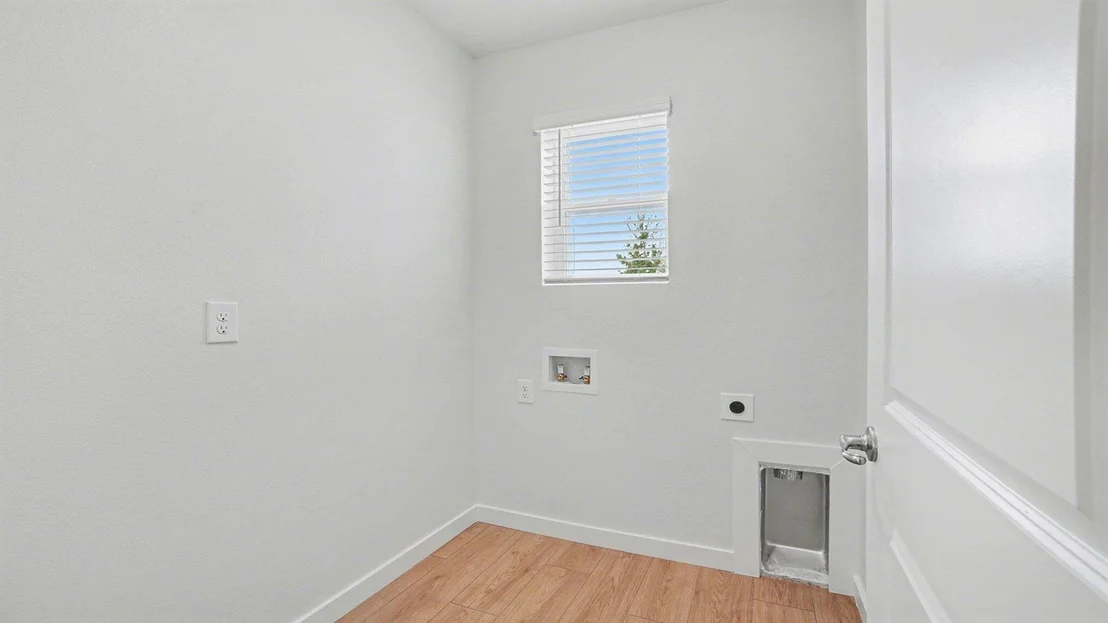 Photo of 9597 Venetian Square