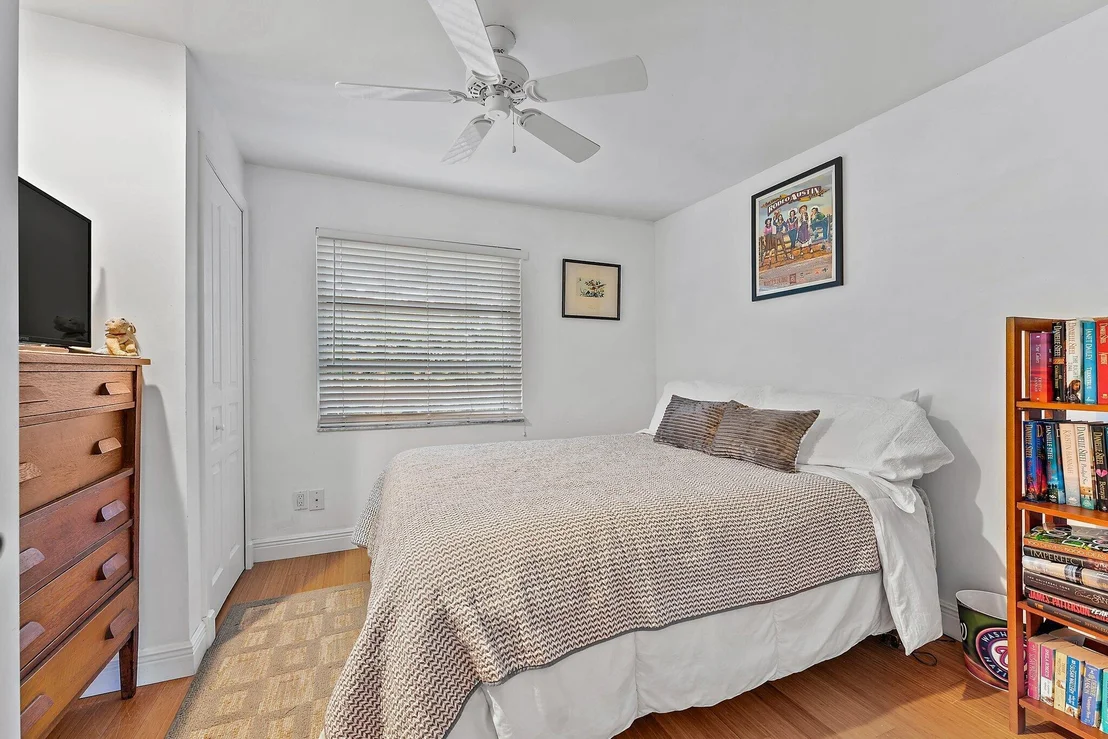 Photo of 4166 NE Sunset Drive