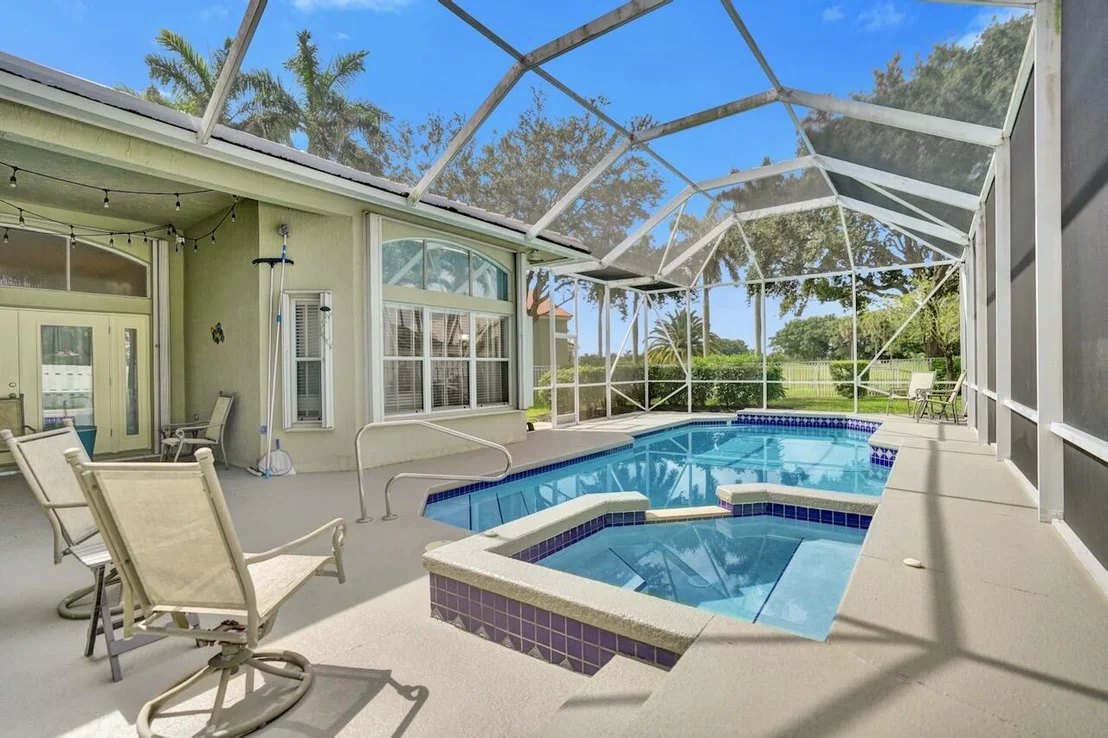 Photo of 5886 Bay Hill Circle
