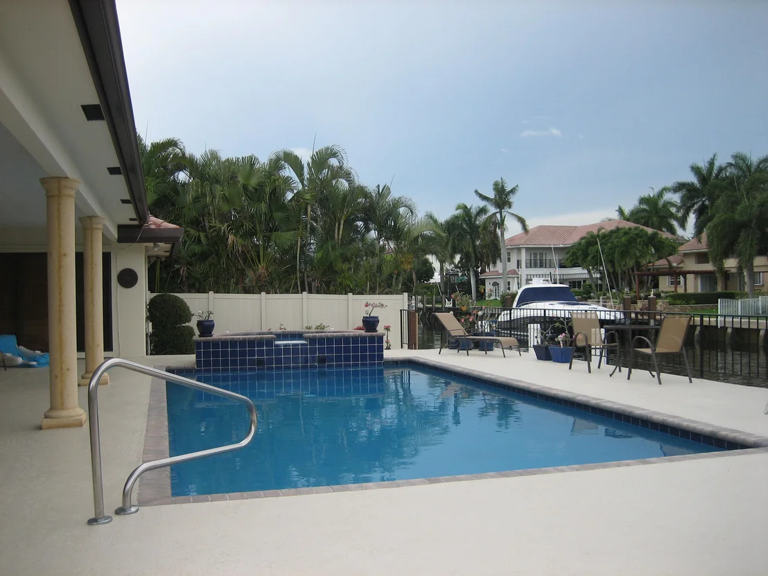 Photo of 963 Allamanda Drive