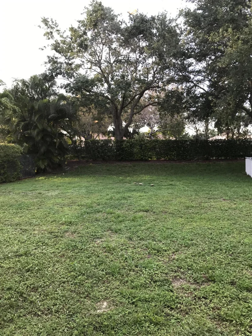 Photo of 6335 Stonehurst Circle