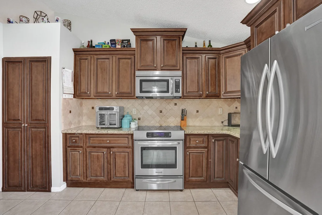 Photo of 7572 Parkside Lane