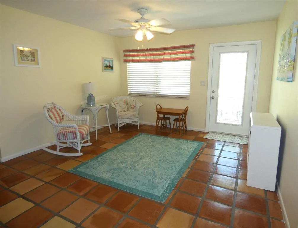 Photo of 12 Windsor Road W
