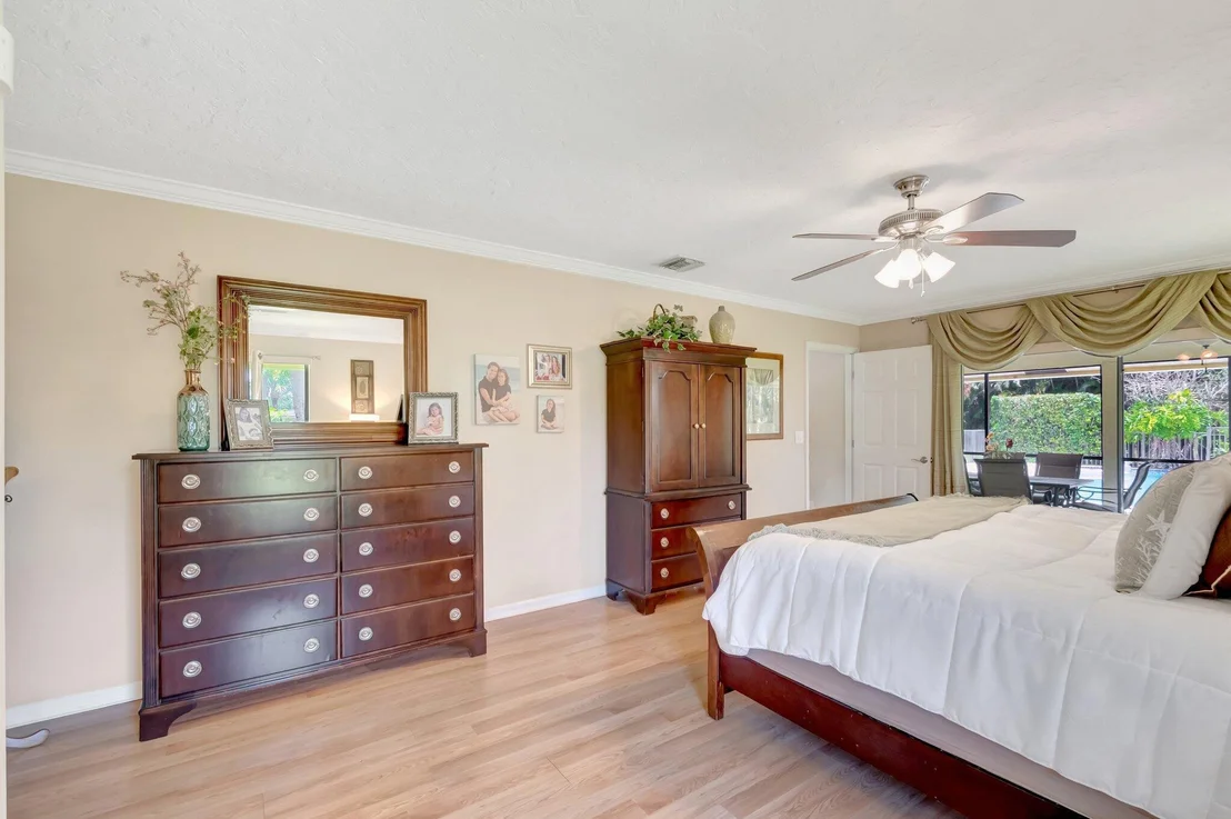 Photo of 15385 Cedar Bluff Place
