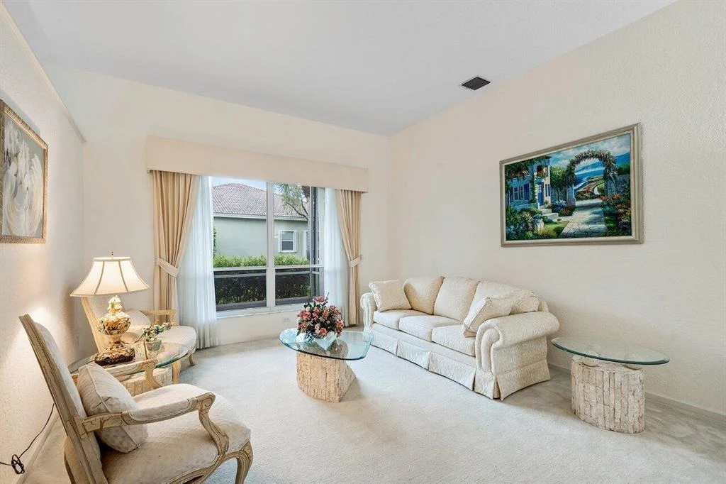 Photo of 12824 Hyland Circle