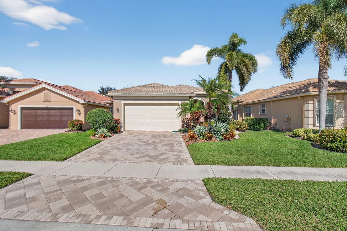 Photo of 9077 Vander Cove