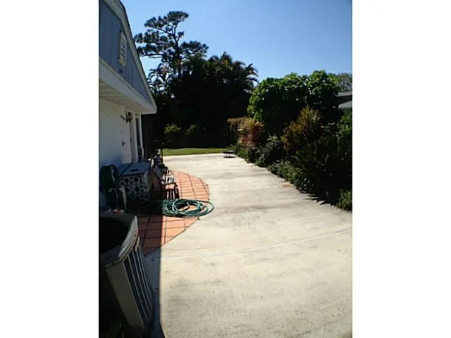 Photo of 1356 NW Pine Lake Drive