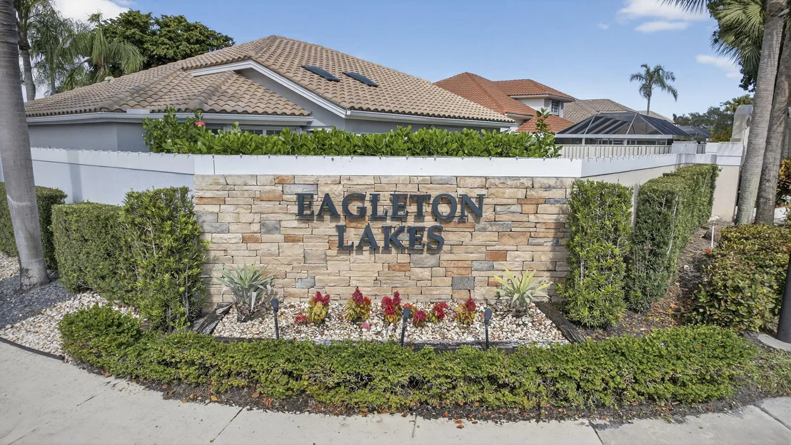 Photo of 216 Eagleton Lake Boulevard
