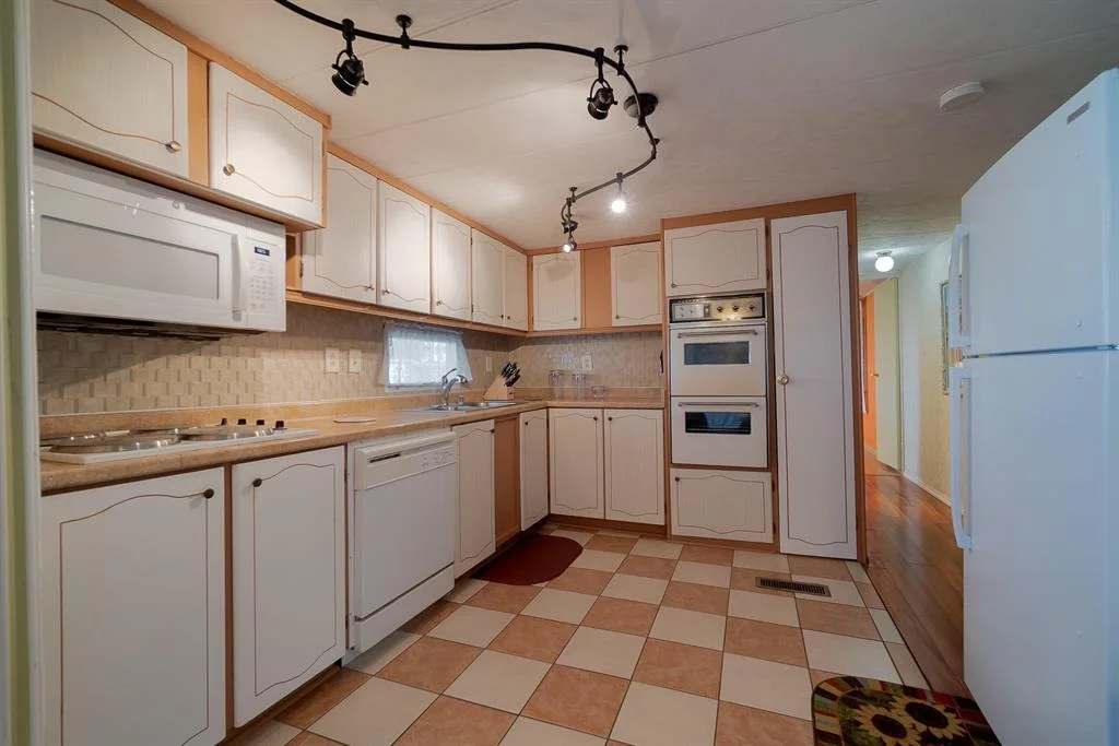 Photo of 7013 Esper Bay