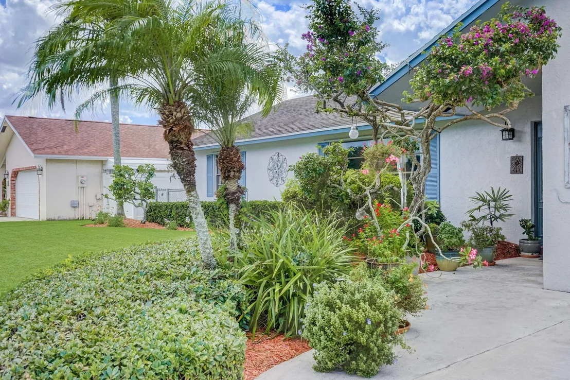 Photo of 128 Martin Circle