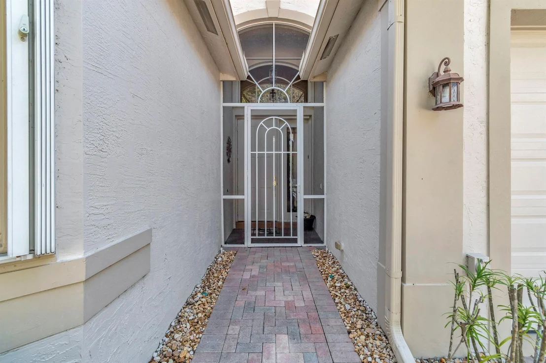 Photo of 9814 Casa Mar Drive