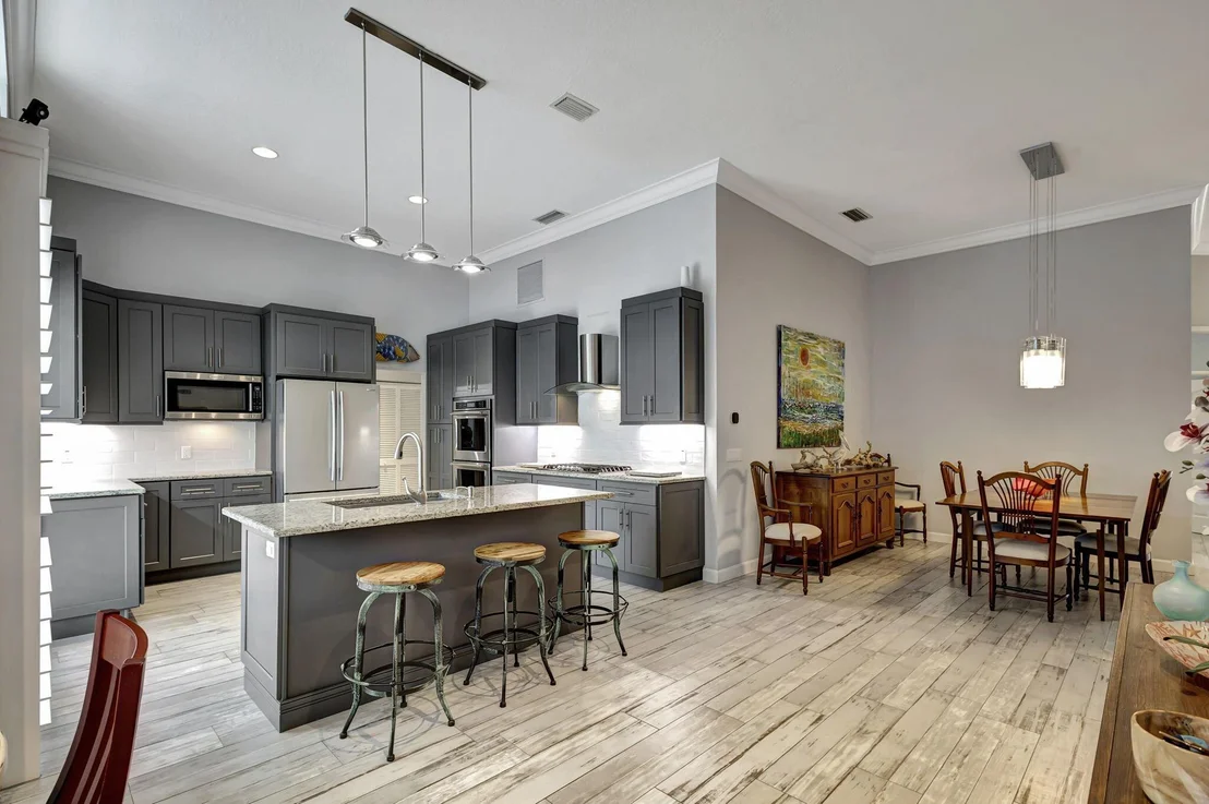Photo of 271 Eagleton Estates Boulevard