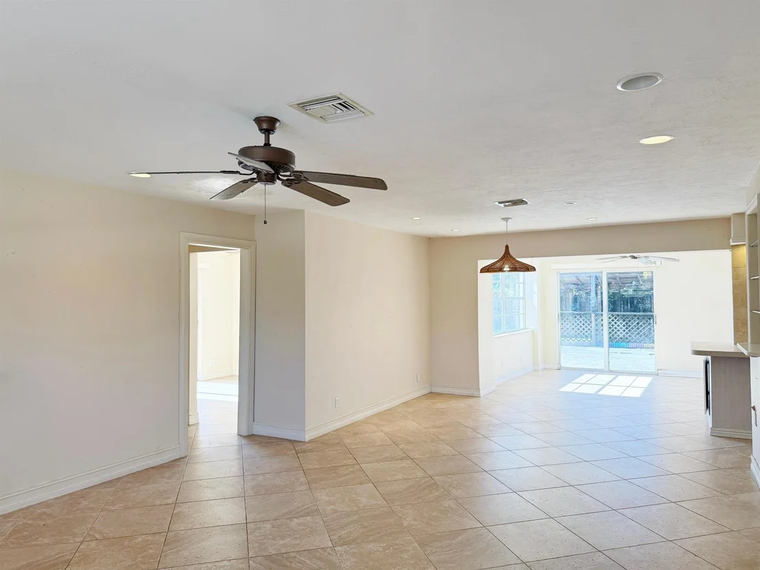 Photo of 3298 Parade Place