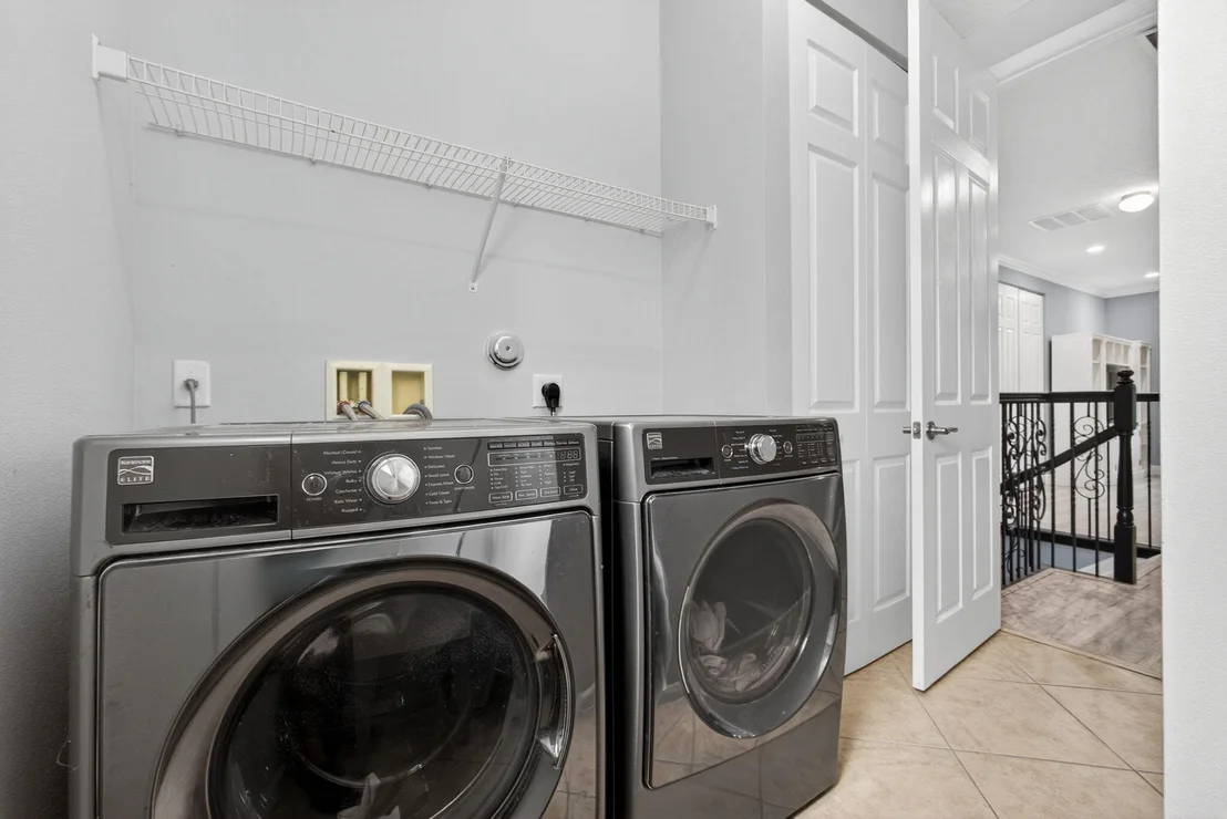 Photo of 9583 Phipps Lane