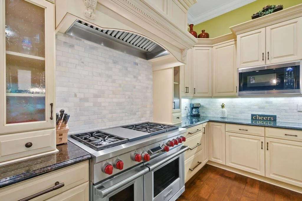 Photo of 3338 Greenway Drive