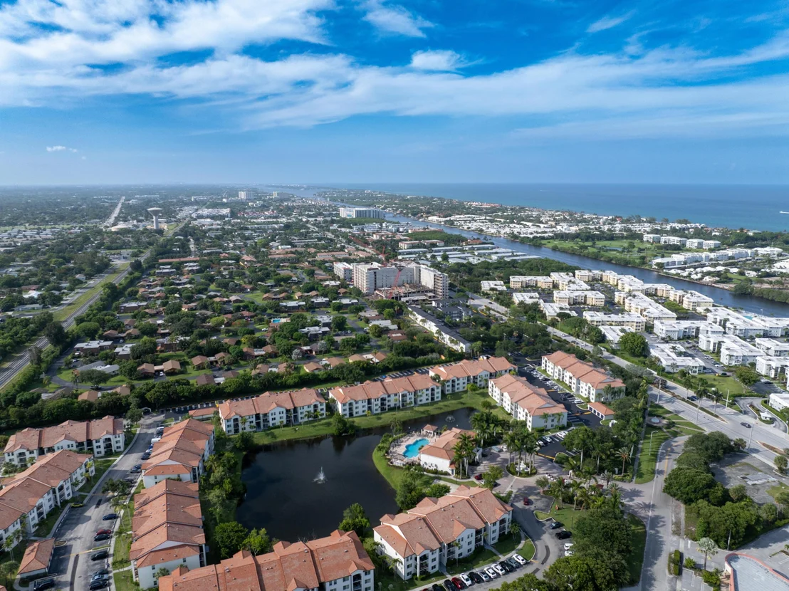 Photo of 809 Villa Circle
