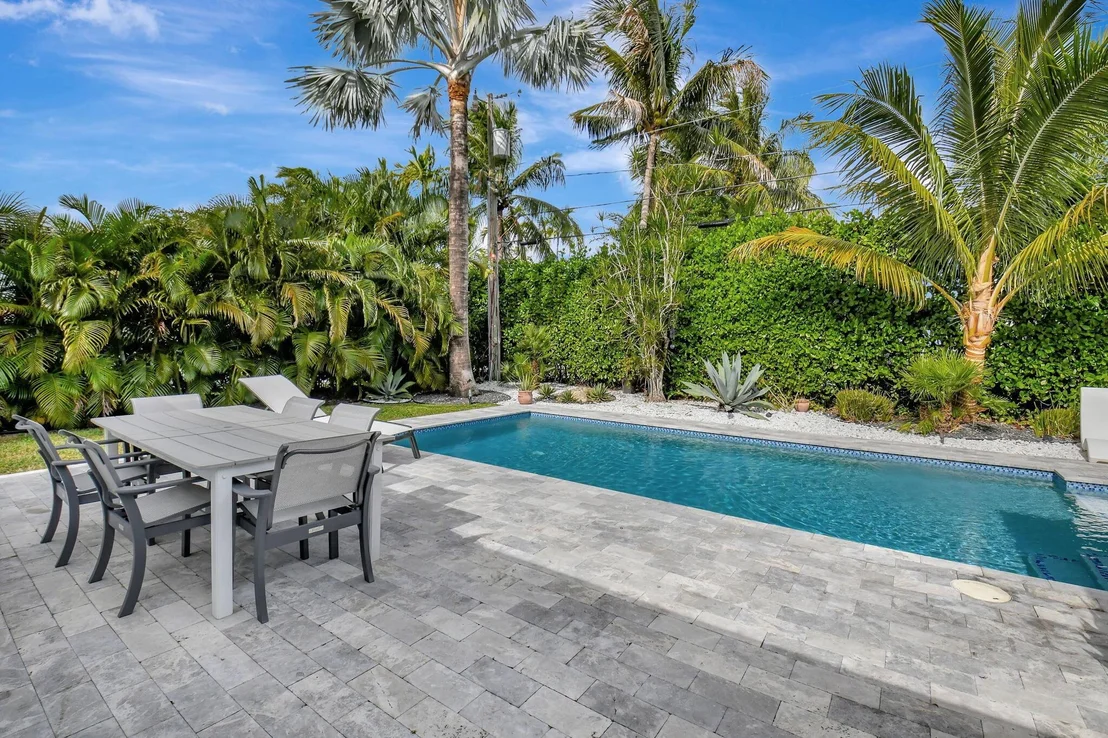 Photo of 715 Sunshine Drive
